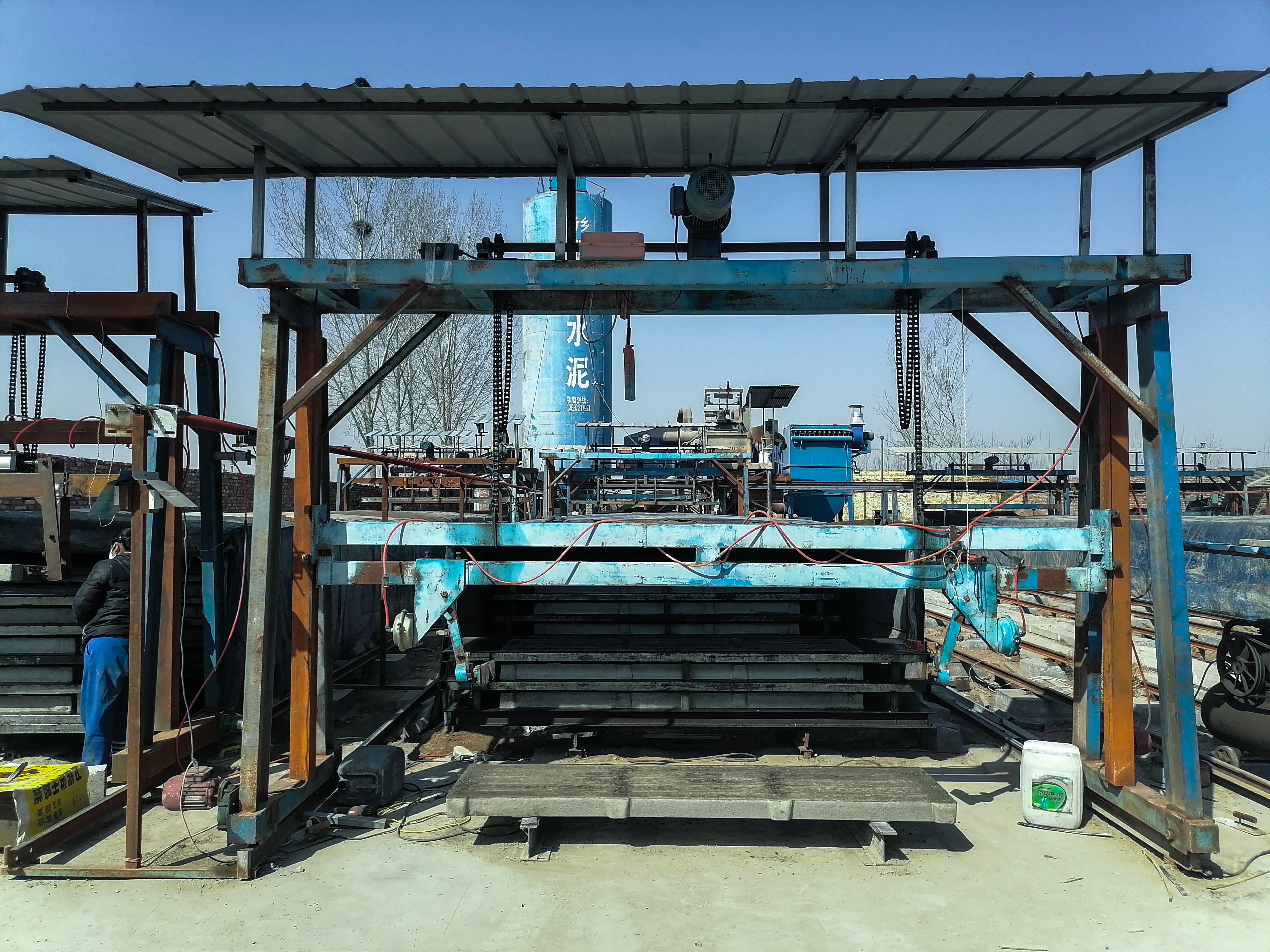 机制水泥漏粪板生产线